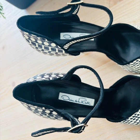 Oscar de la Renta in Pelle Altro Taglia Black White Patterned Heels Size 39 or 8 - Picture 4 of 9
